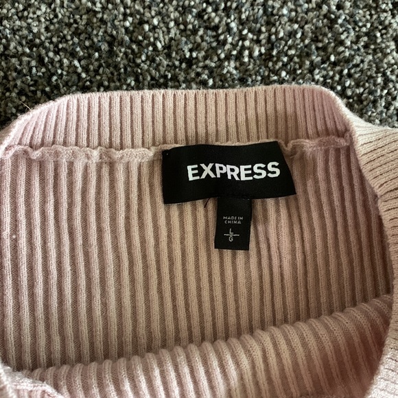 Express Sweater - Picture 3 of 3